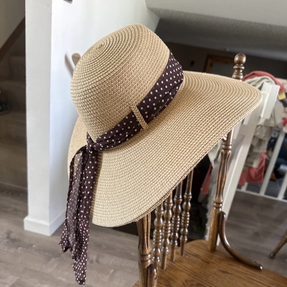 Milani Women’s Straw Hat w/ Polka Dot Trim Floppy Wide Brim Chic Summer Vacation